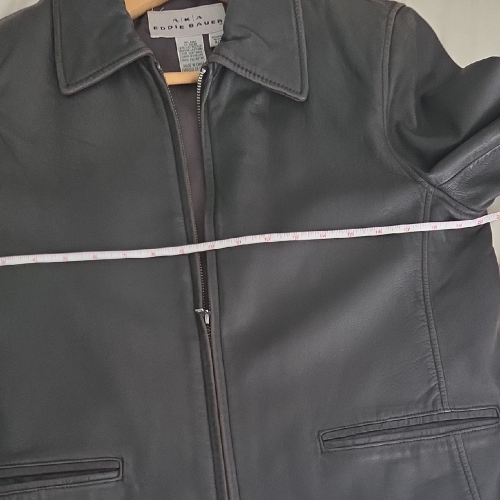 VTG AKA Eddie Bauer Brown Genuine Leather Jacket Zip Up Womens S Cropped Bomber - Picture 7 of 8